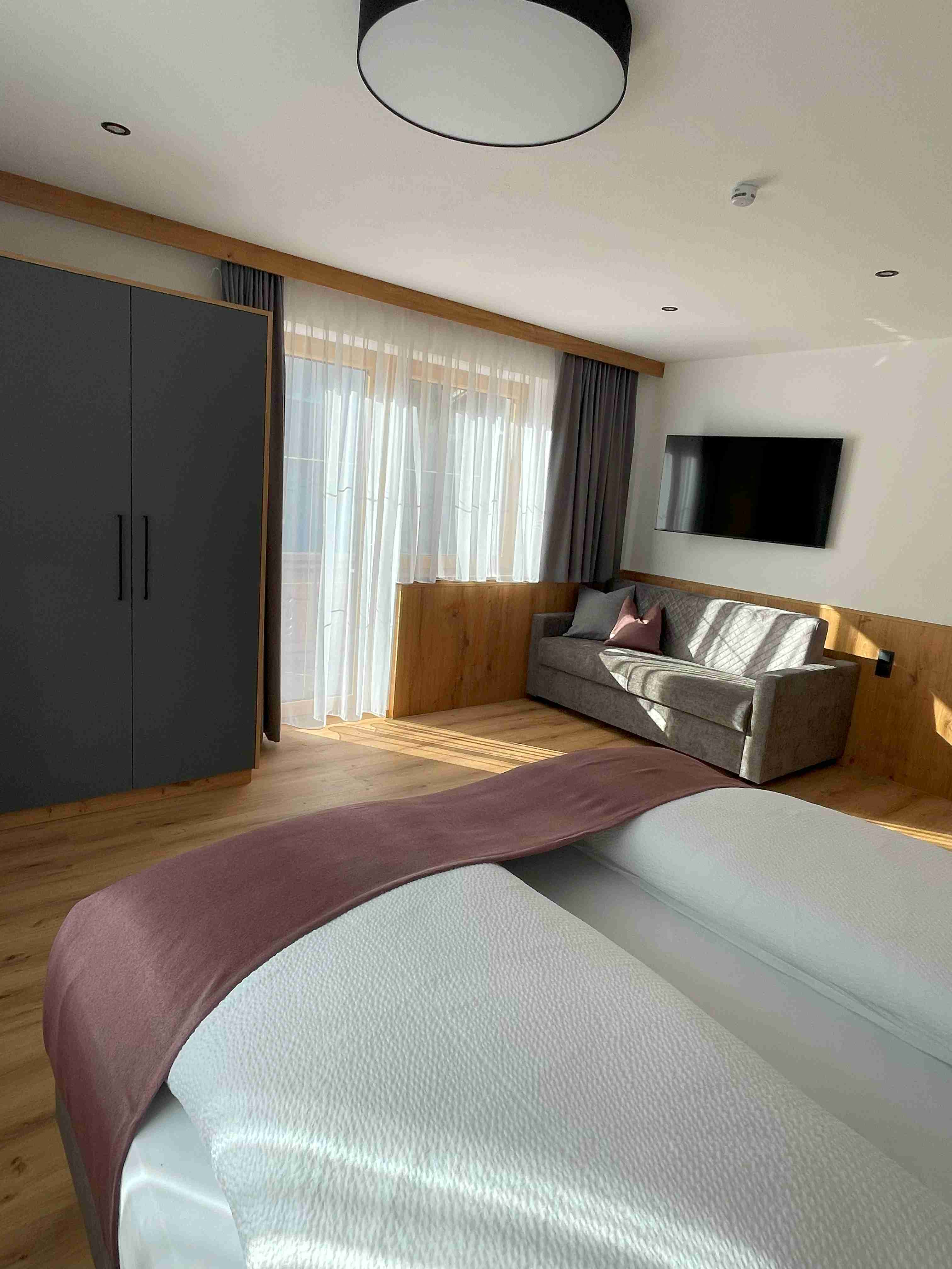 Apart Anna Zimmer 1 1