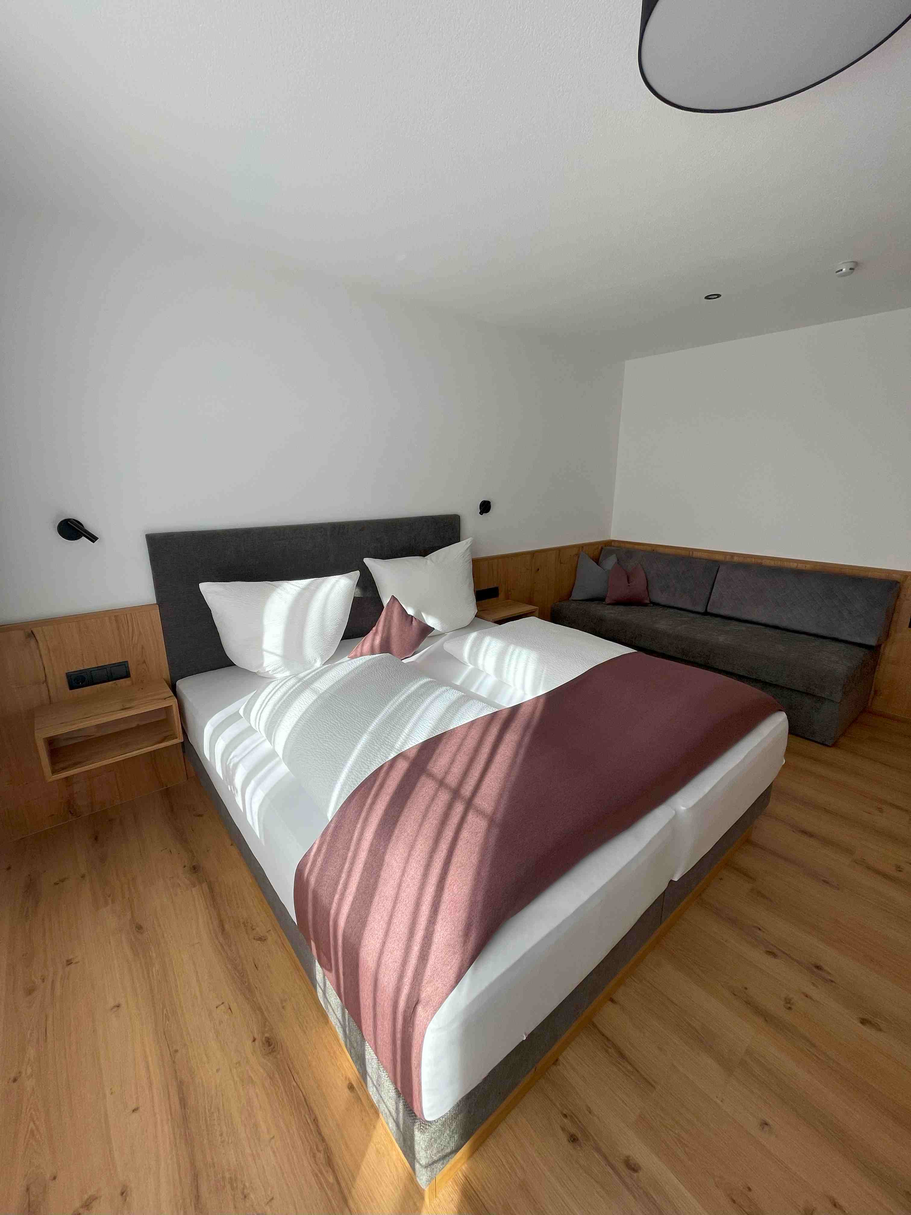 Apart Anna Zimmer 2 2