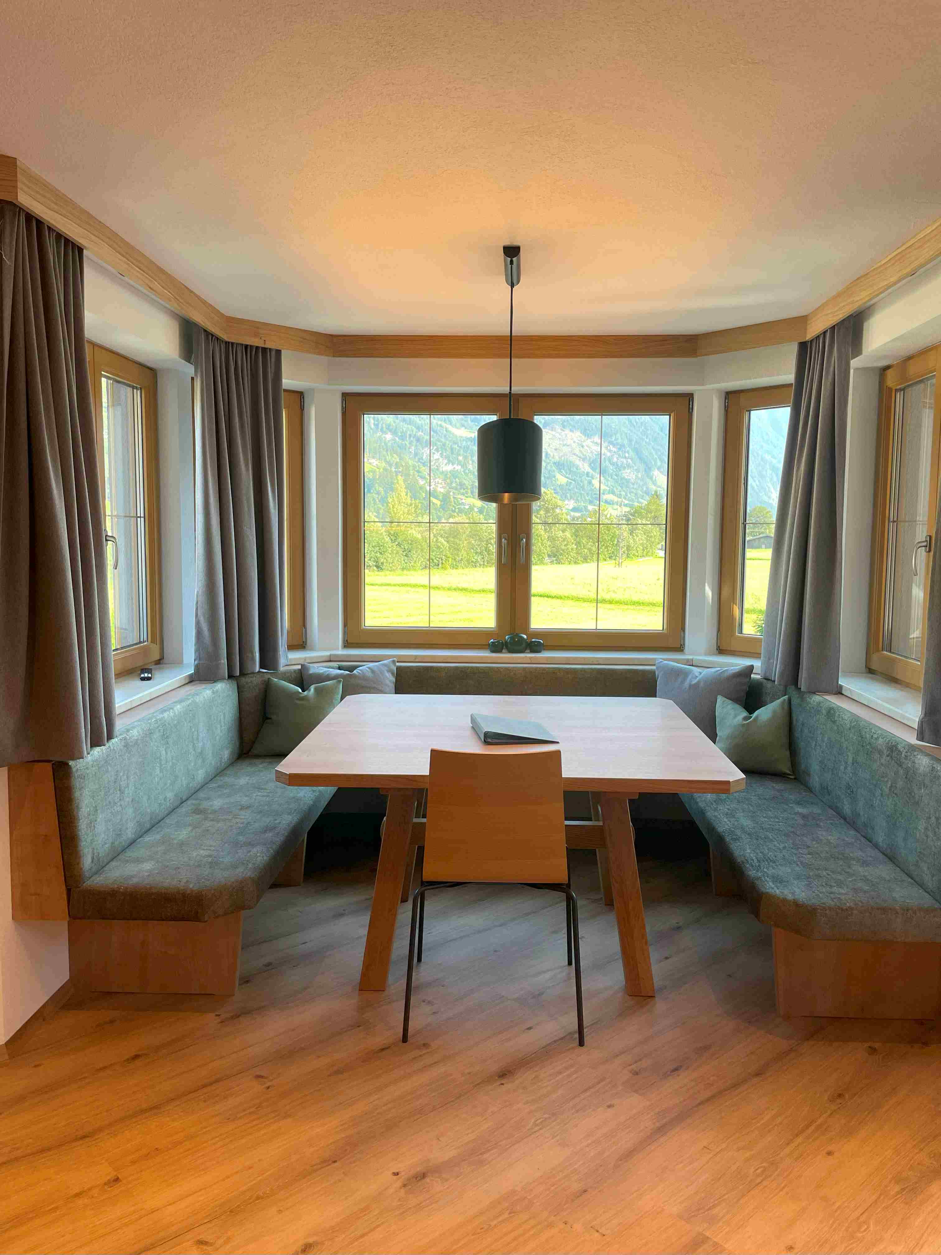 Apart Paul Kuche 1 2 .jpg