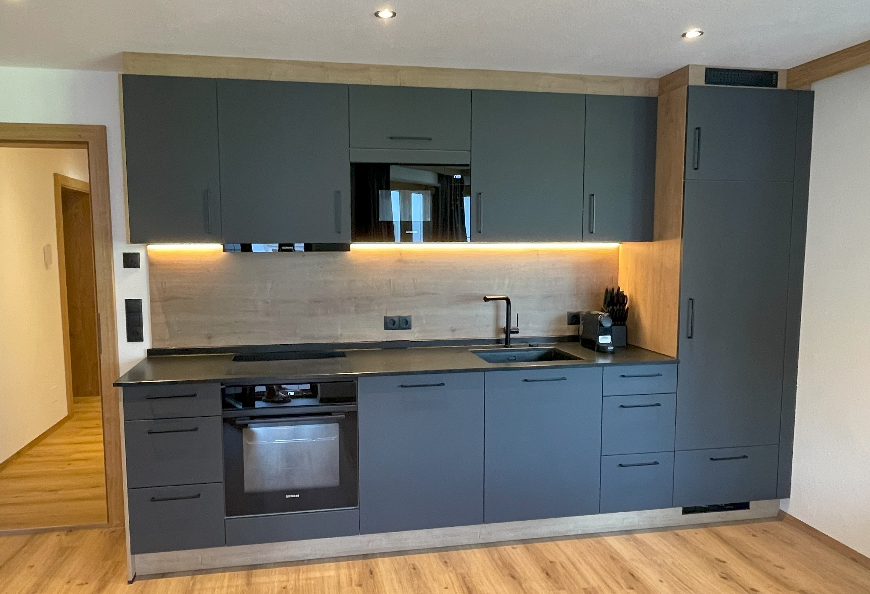 Apart Paul Kuche 1.jpg